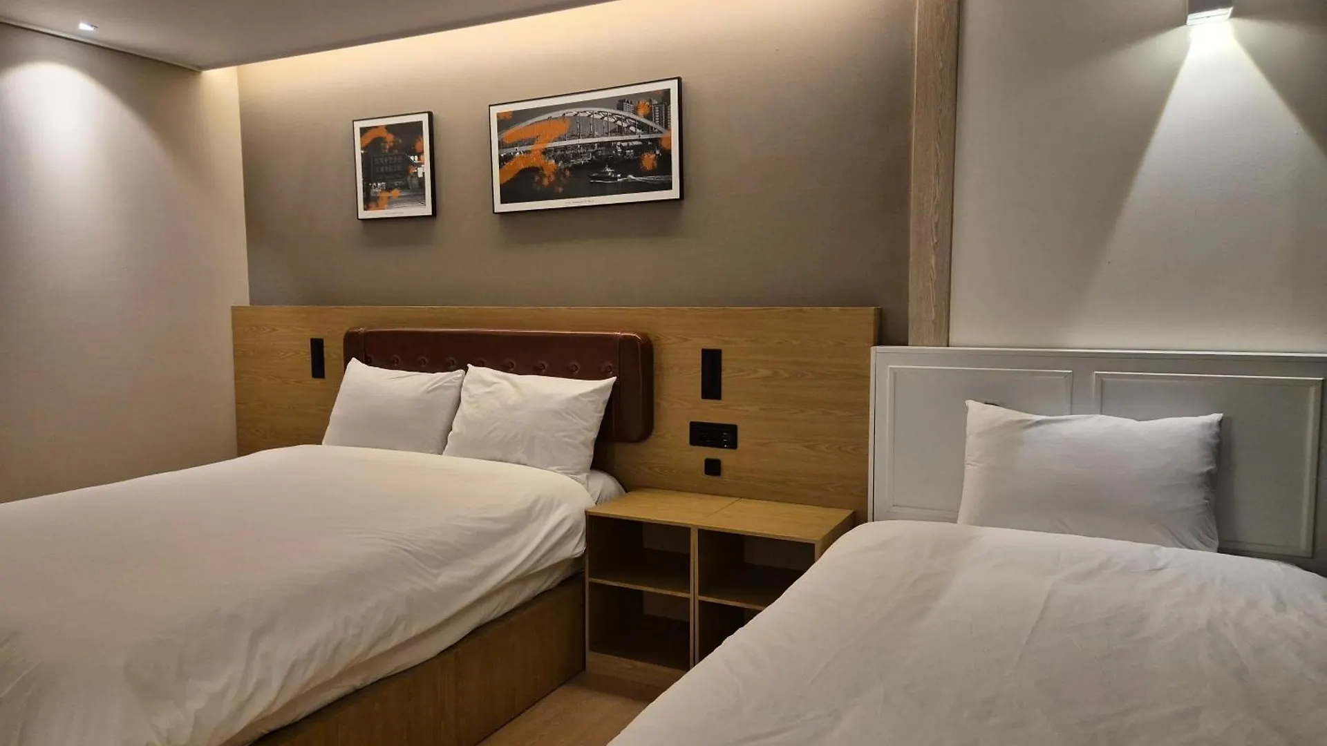 The Solid Residence - Elbon The Stay By Haeundae Busan 0*,