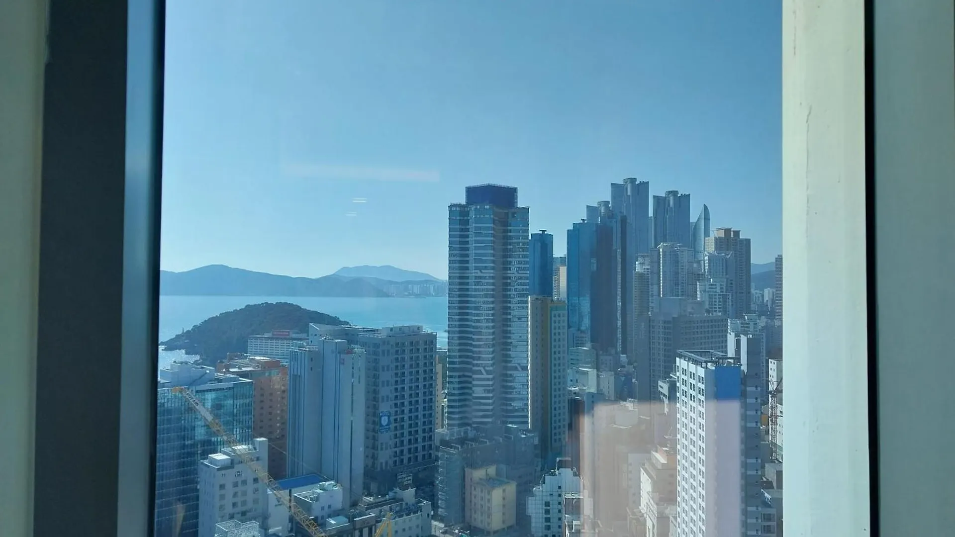 The Solid Residence - Elbon The Stay By Haeundae Busan 0*,  South Korea