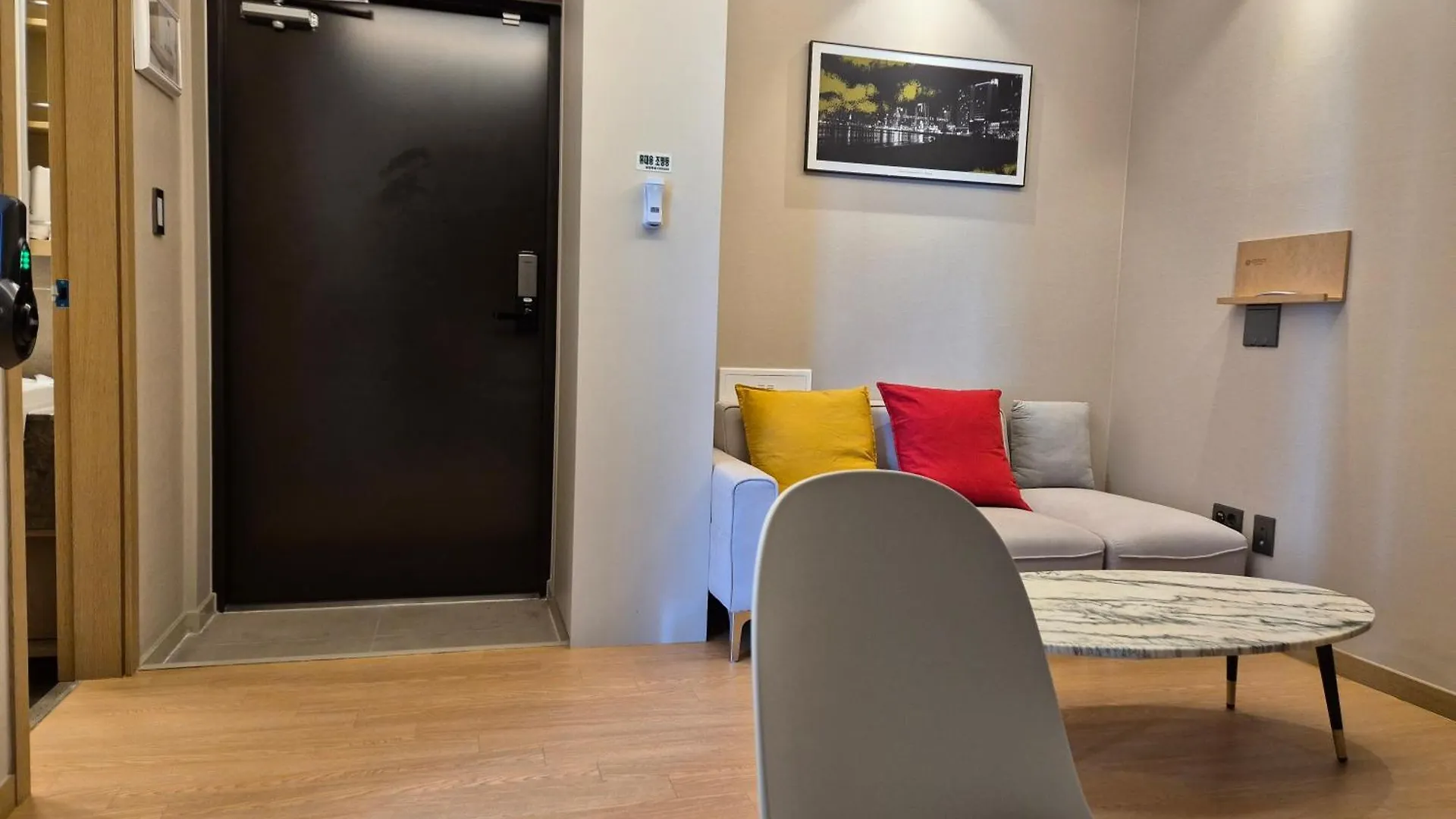 The Solid Residence - Elbon The Stay By Haeundae Busan Aparthotel