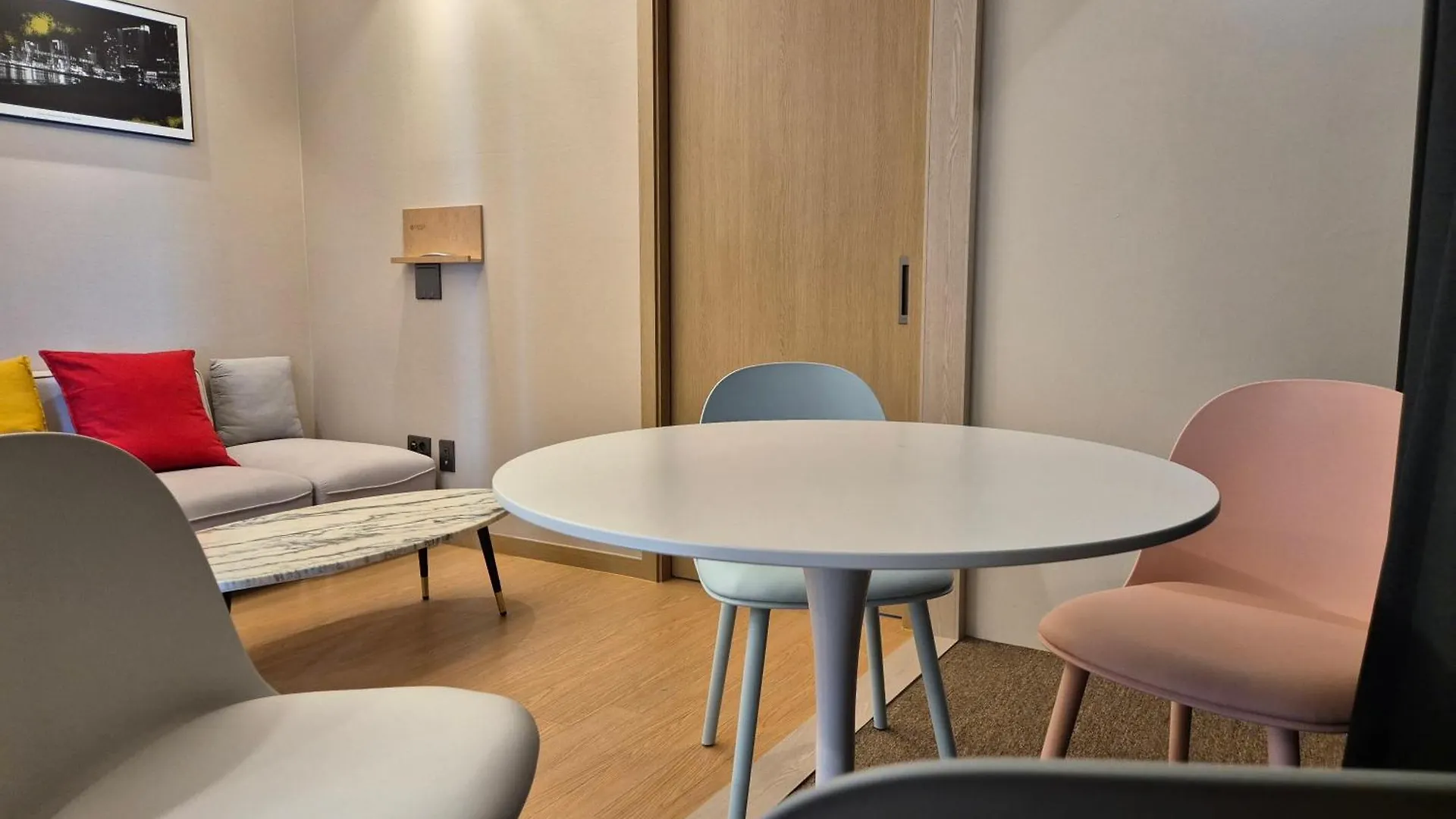 The Solid Residence - Elbon The Stay By Haeundae Busan 0*,
