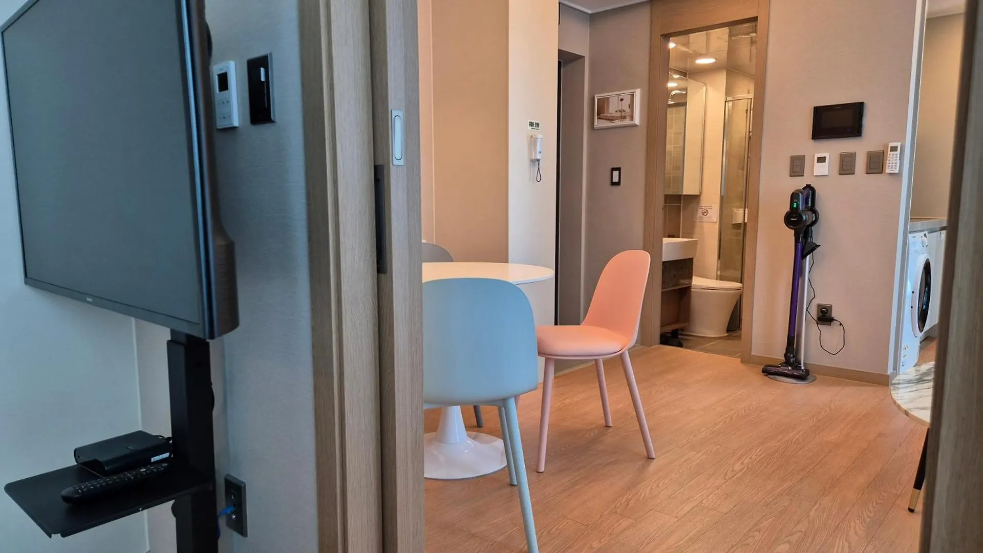 The Solid Residence - Elbon The Stay By Haeundae Busan 0*,  South Korea