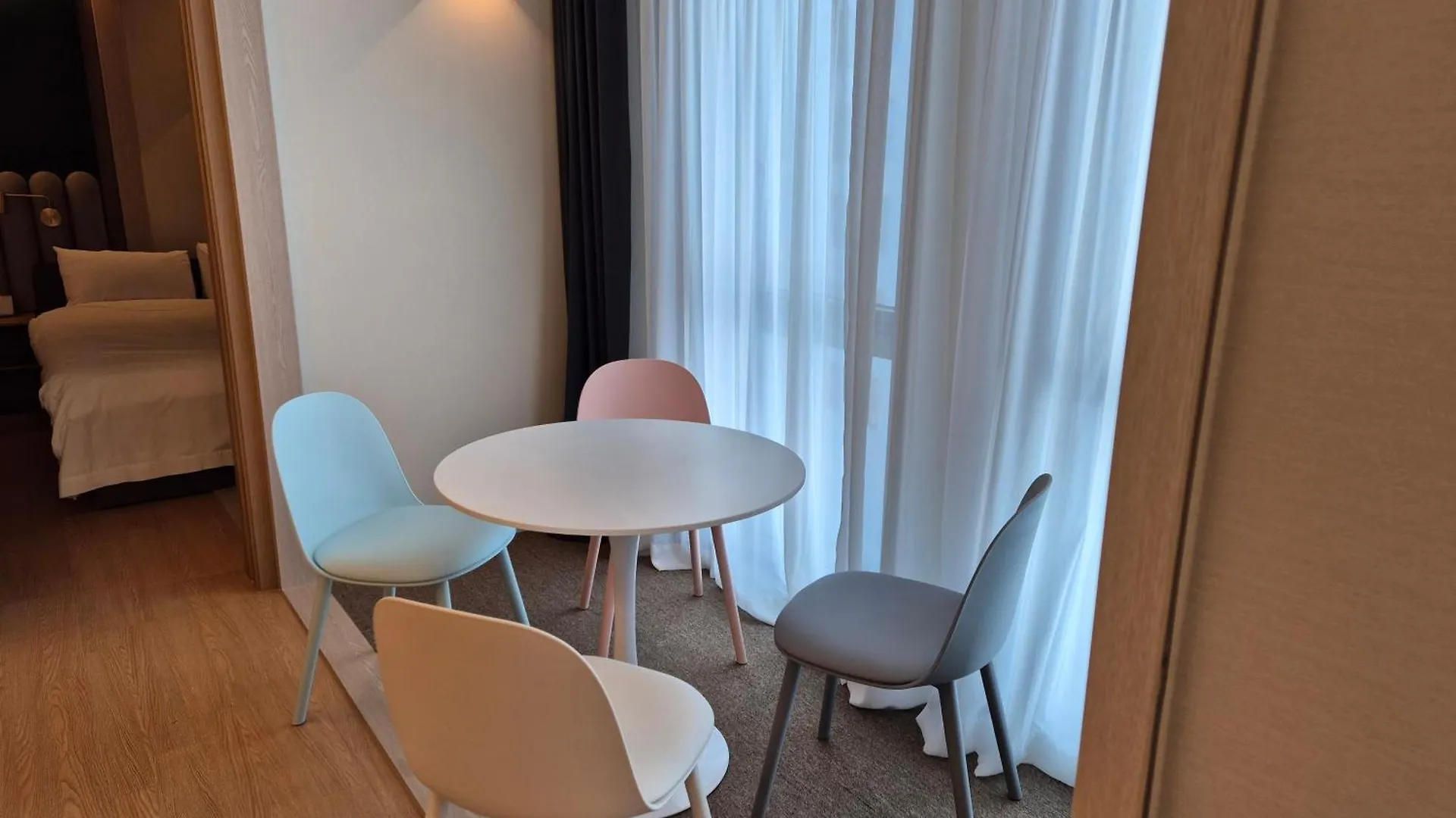 Aparthotel The Solid Residence - Elbon The Stay By Haeundae Busan