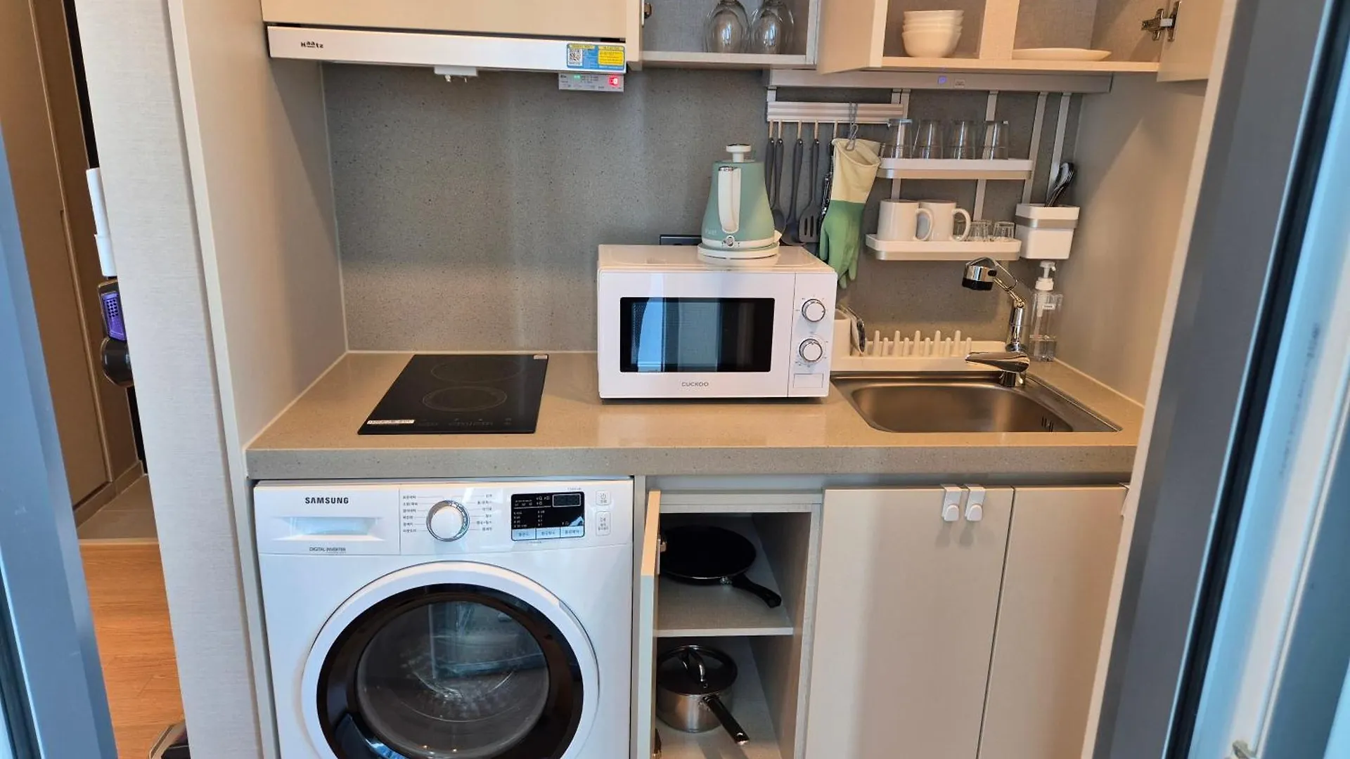 The Solid Residence - Elbon The Stay By Haeundae Busan Aparthotel