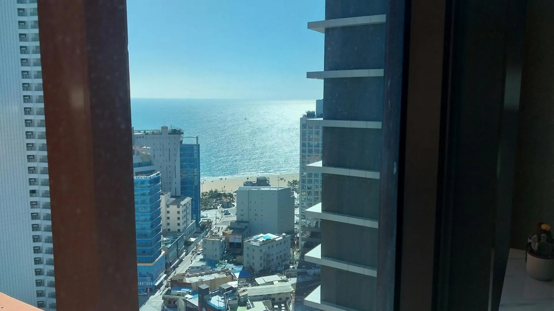 Aparthotel The Solid Residence - Elbon The Stay By Haeundae Busan
