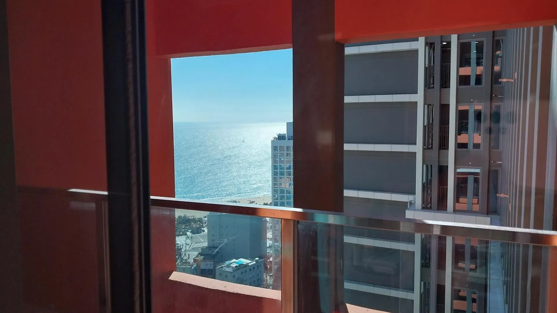 The Solid Residence - Elbon The Stay By Haeundae Busan Aparthotel