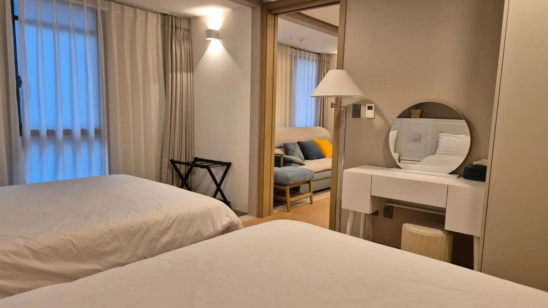 The Solid Residence - Elbon The Stay By Haeundae 부산광역시 아파트호텔