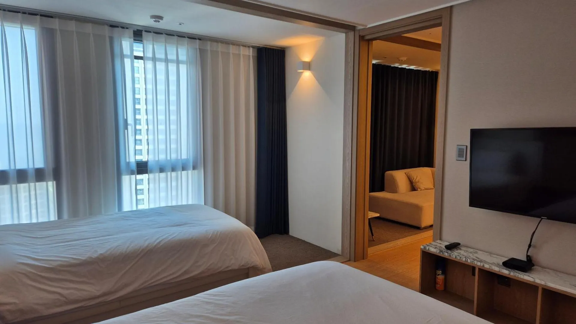 The Solid Residence - Elbon The Stay By Haeundae Busan Aparthotel