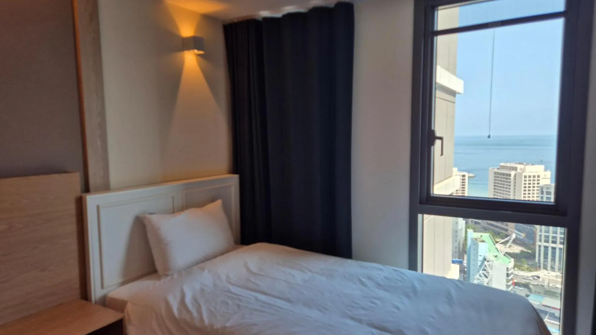 The Solid Residence - Elbon The Stay By Haeundae Busan Aparthotel