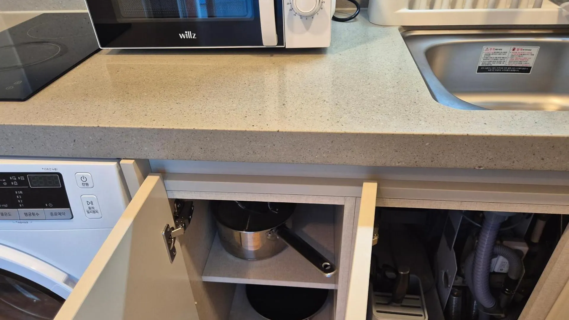 The Solid Residence - Elbon The Stay By Haeundae Busan Aparthotel