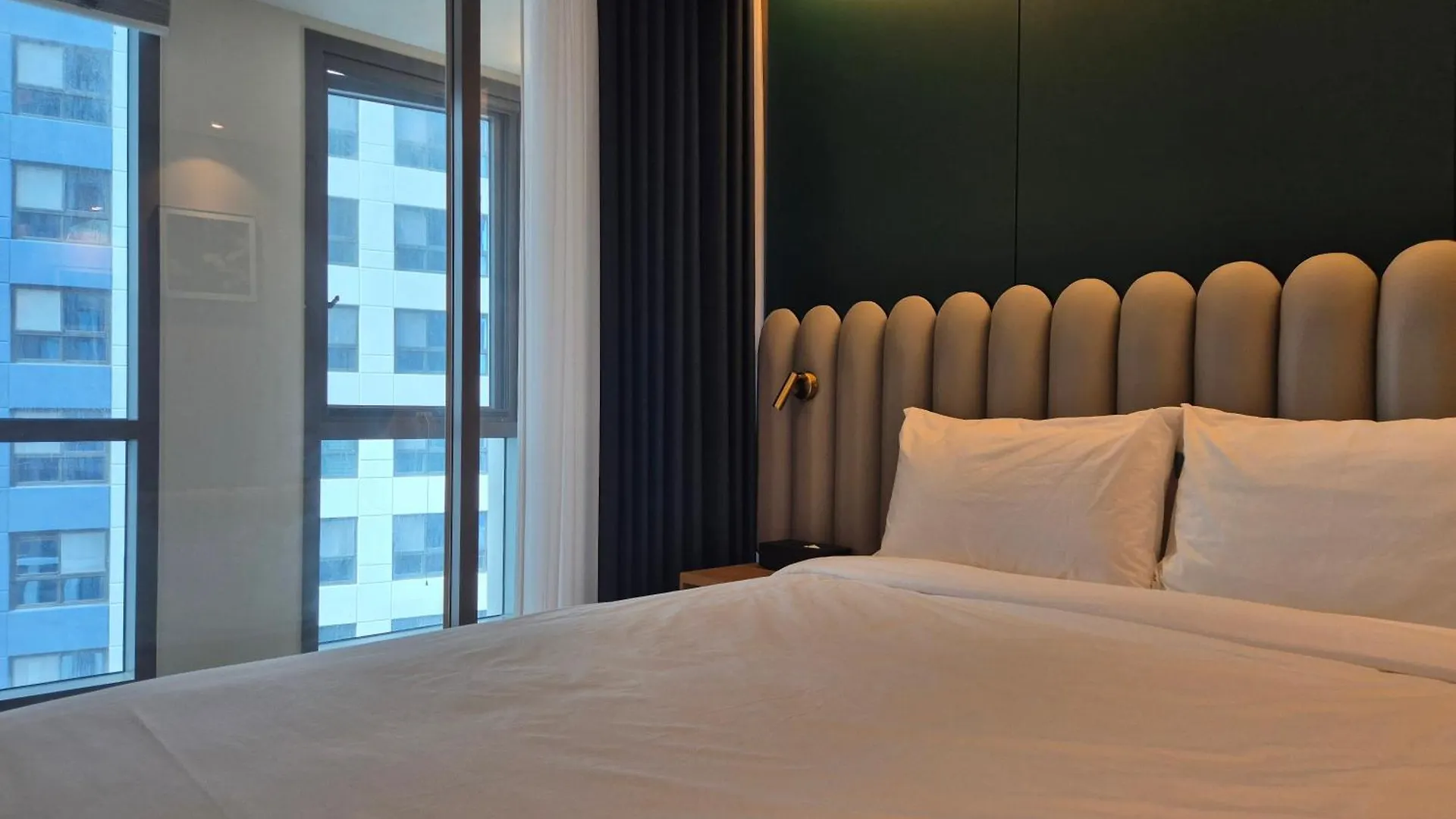 The Solid Residence - Elbon The Stay By Haeundae Busan 0*,